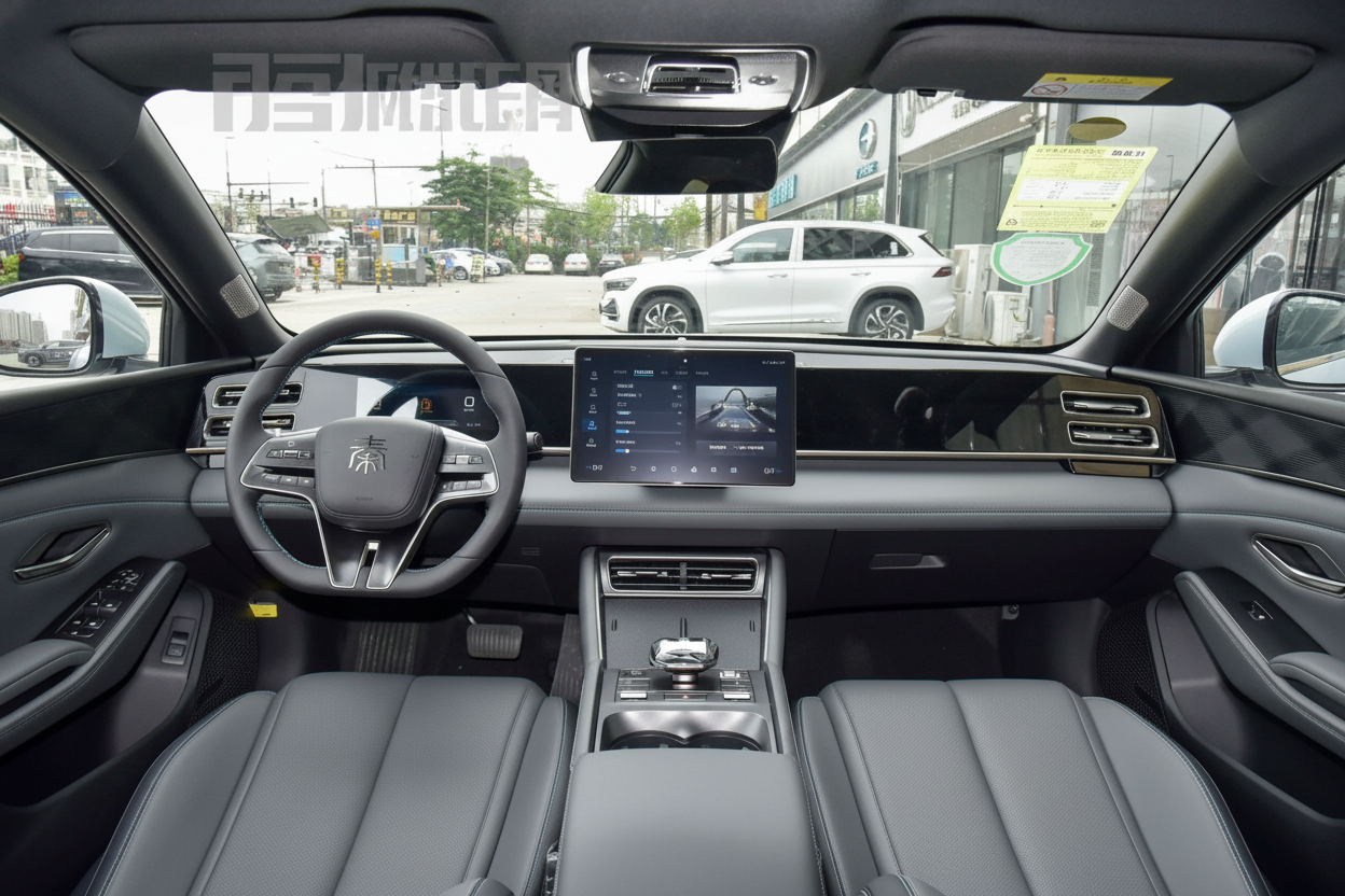 BYD Qin L DM-i 2024 80KM Beyond Edition — 8