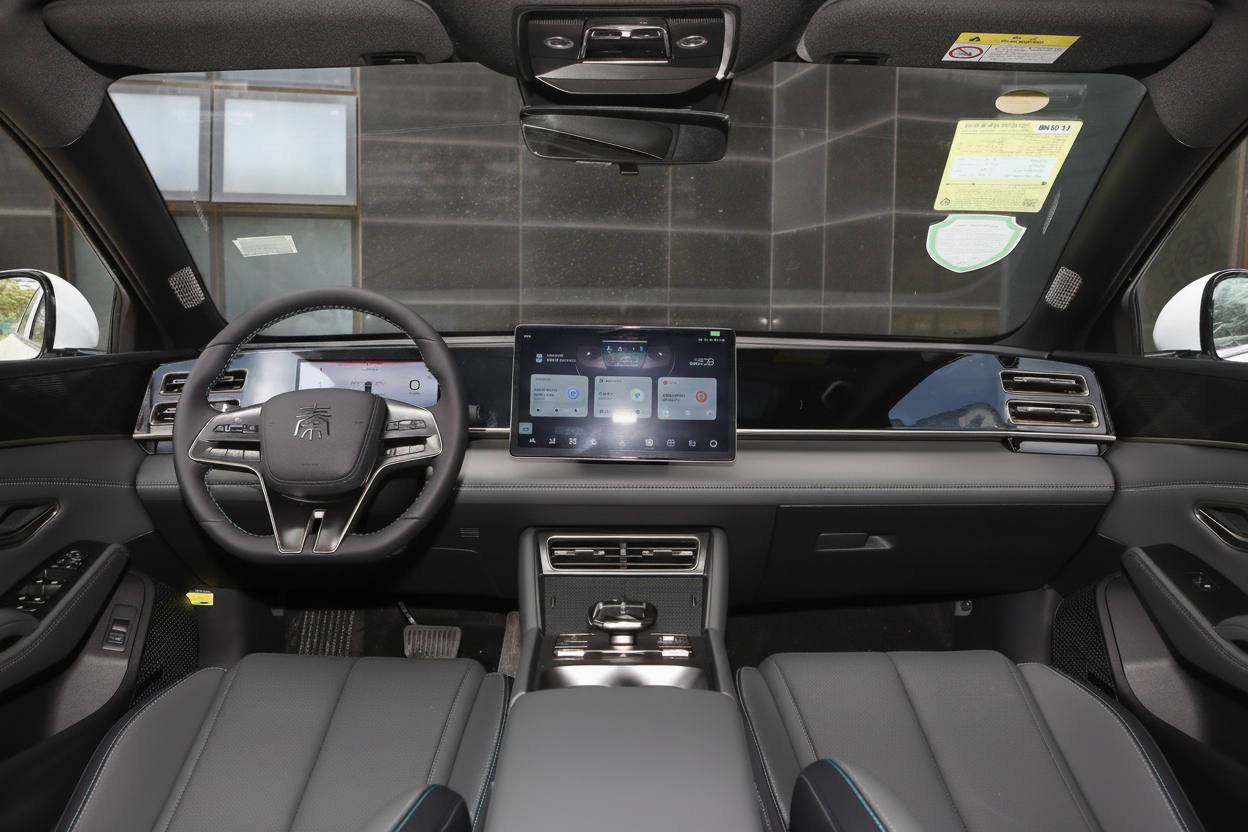 BYD Qin L DM-i 2024 120KM Leading Edition — 5