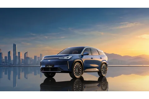 Geely Galaxy M7 Voyager 225kmExplorer Plus — 1