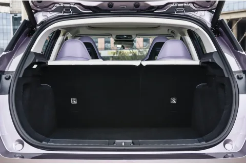Lynk & Co 06 Ultra — 13