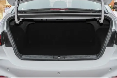 MG 5 2026 300TGI Global Flagship MAX Edition — 5